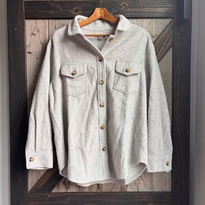 Charlie Paige gray shacket size medium